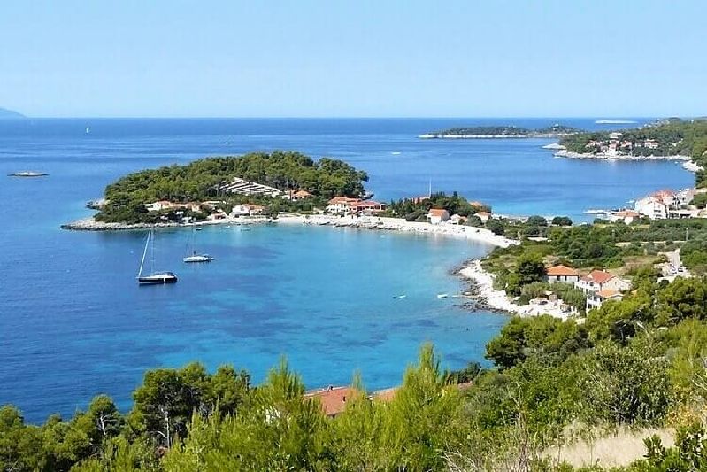 www.korcula-larus.com