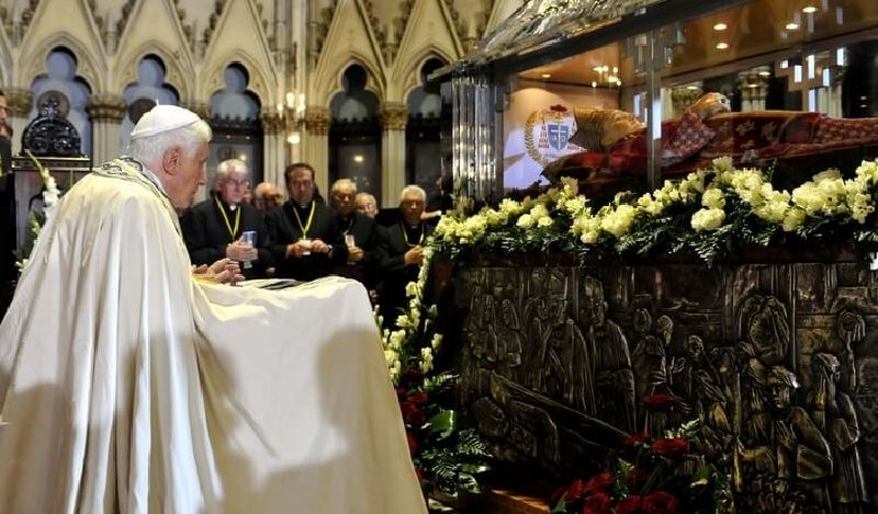 Papa Benedikt XVI. tijekom pastoralnog pohoda Hrvatskoj 2011. godine