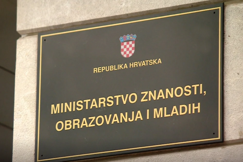 Unatoč stipendijama hrvatskim školama kronično nedostaje nastavnika