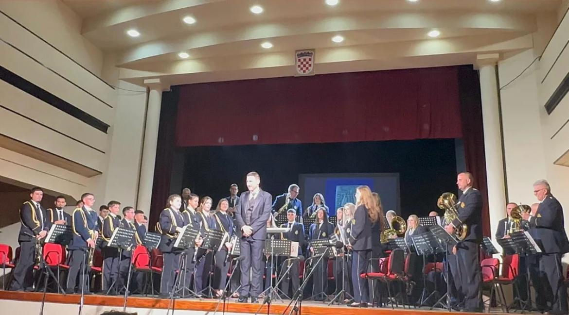 Foto: NARODNA GLAZBA BLATO
