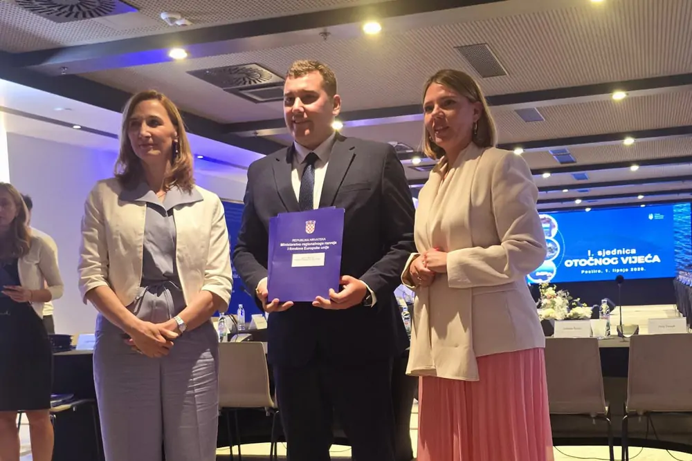 Općini Blato dodijeljeno više od 200 tisuća eura za otočne projekte